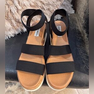 Steve Madden sandals